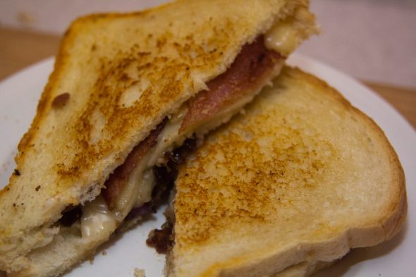 Zesty-Grilled-Cheese-Close