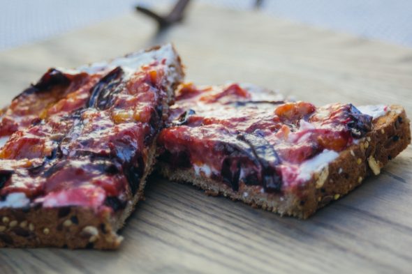 toast-plum-goat-cheese-3_web
