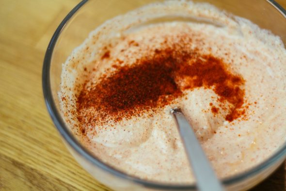 bakedchicken-with-heirloomcarrots-spicyyogurt-17_web